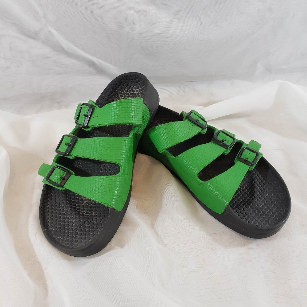Birki's by Birkenstock Green Three Strap Rubber Sole Sandals